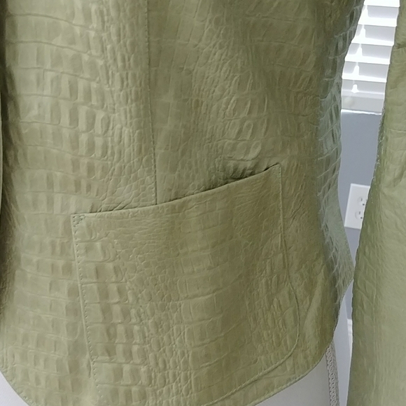 Jacket - Picture 5 of 11